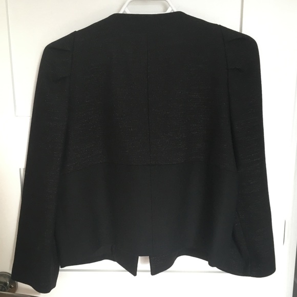 Black whoop blazer - Picture 5 of 9